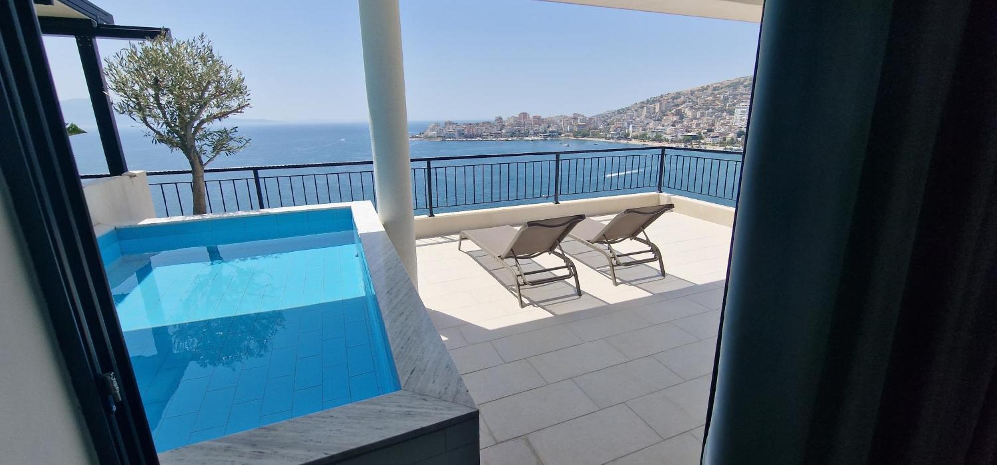 Joanna Suites Sarandë Exterior foto
