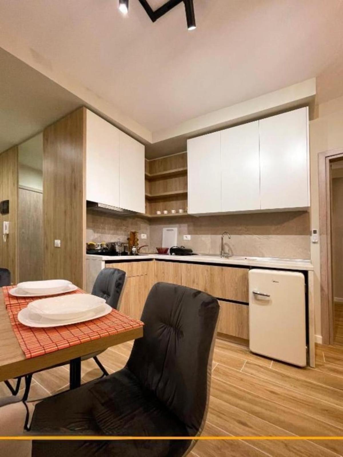 Joanna Suites Sarandë Exterior foto